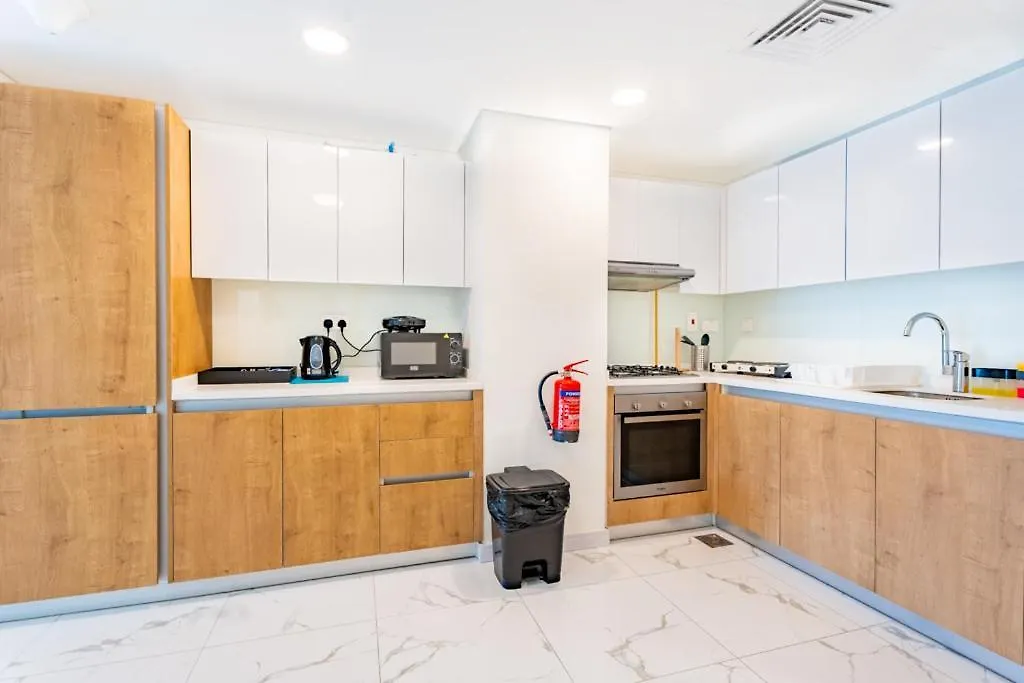 Rahaloft Bliss 2Br Withcity View Etihadairwayscentre Абу-Даби